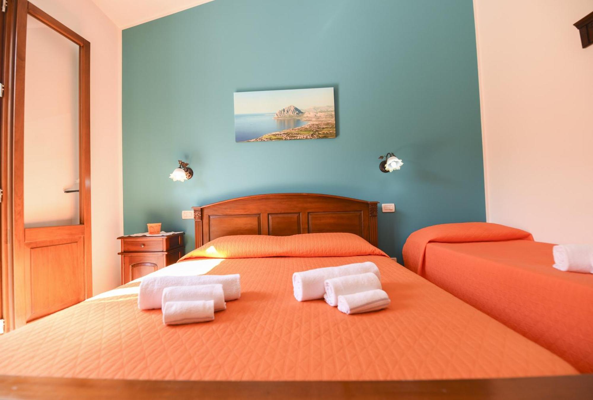 Aurora Castelluzzo Bed & Breakfast Room photo
